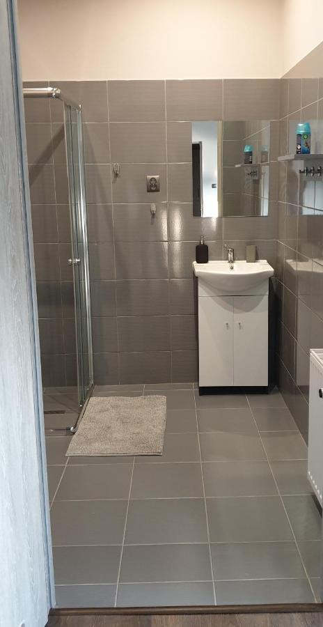Wadowice Apartamenty Nad Skawa Екстериор снимка