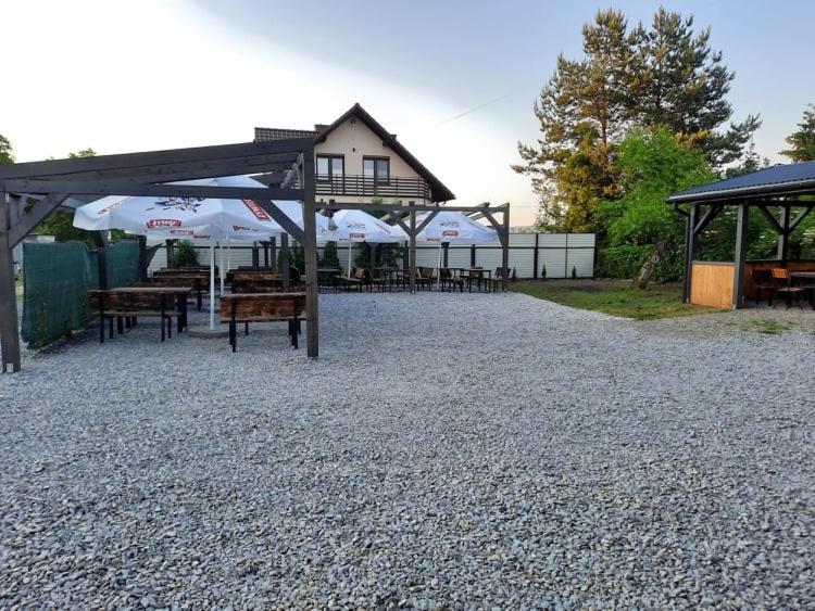 Wadowice Apartamenty Nad Skawa Екстериор снимка